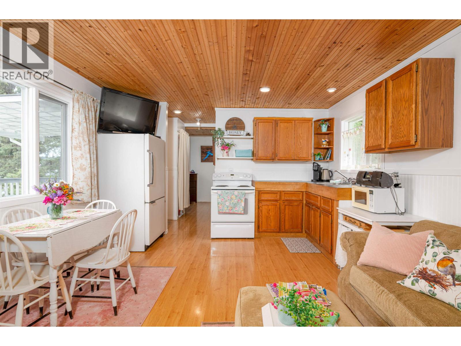 50490 LLOYD DRIVE, Cluculz Lake