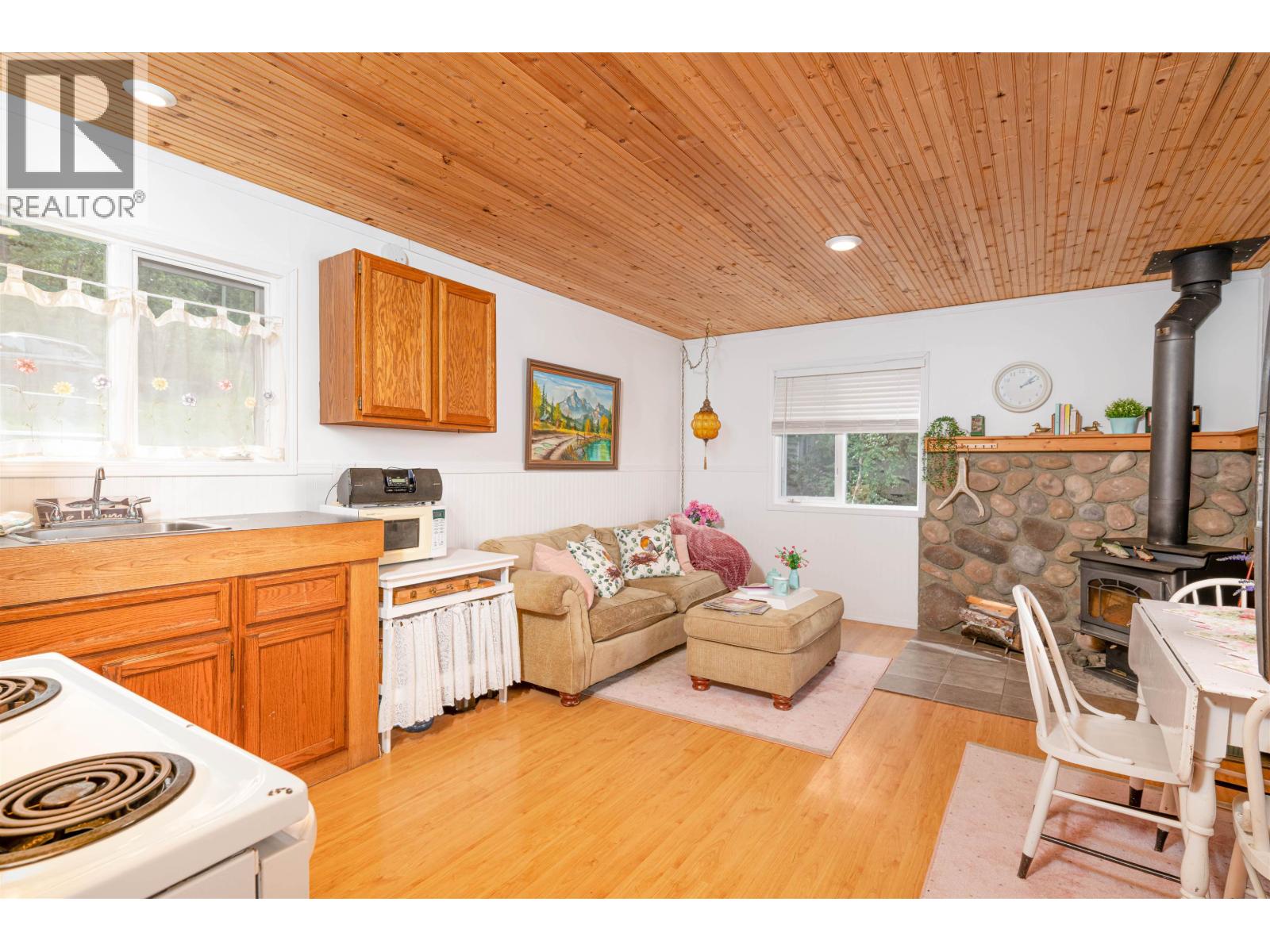 50490 LLOYD DRIVE, Cluculz Lake