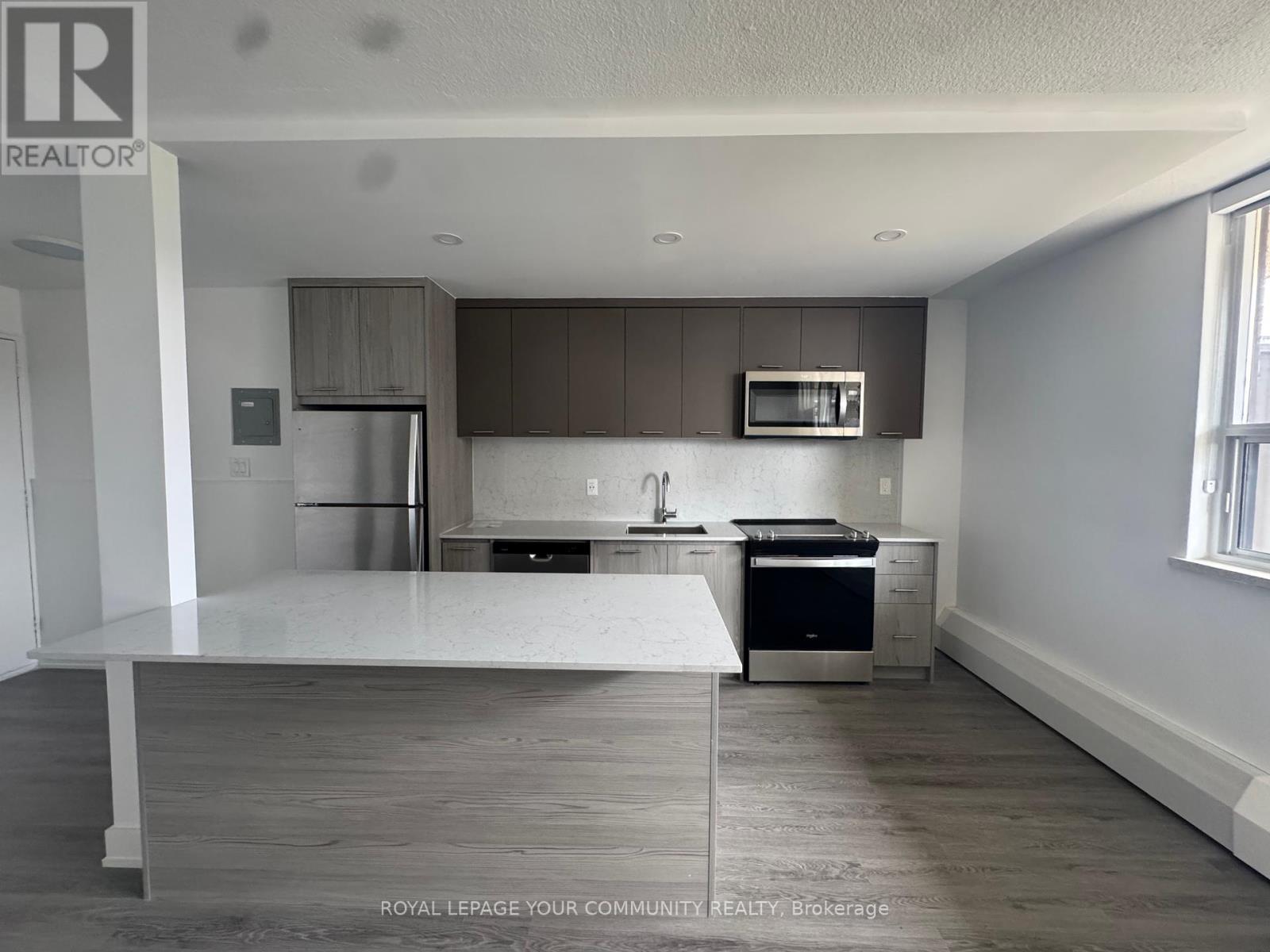 Photo 6 of 0521 135 Tyndall Avenue, Toronto ON