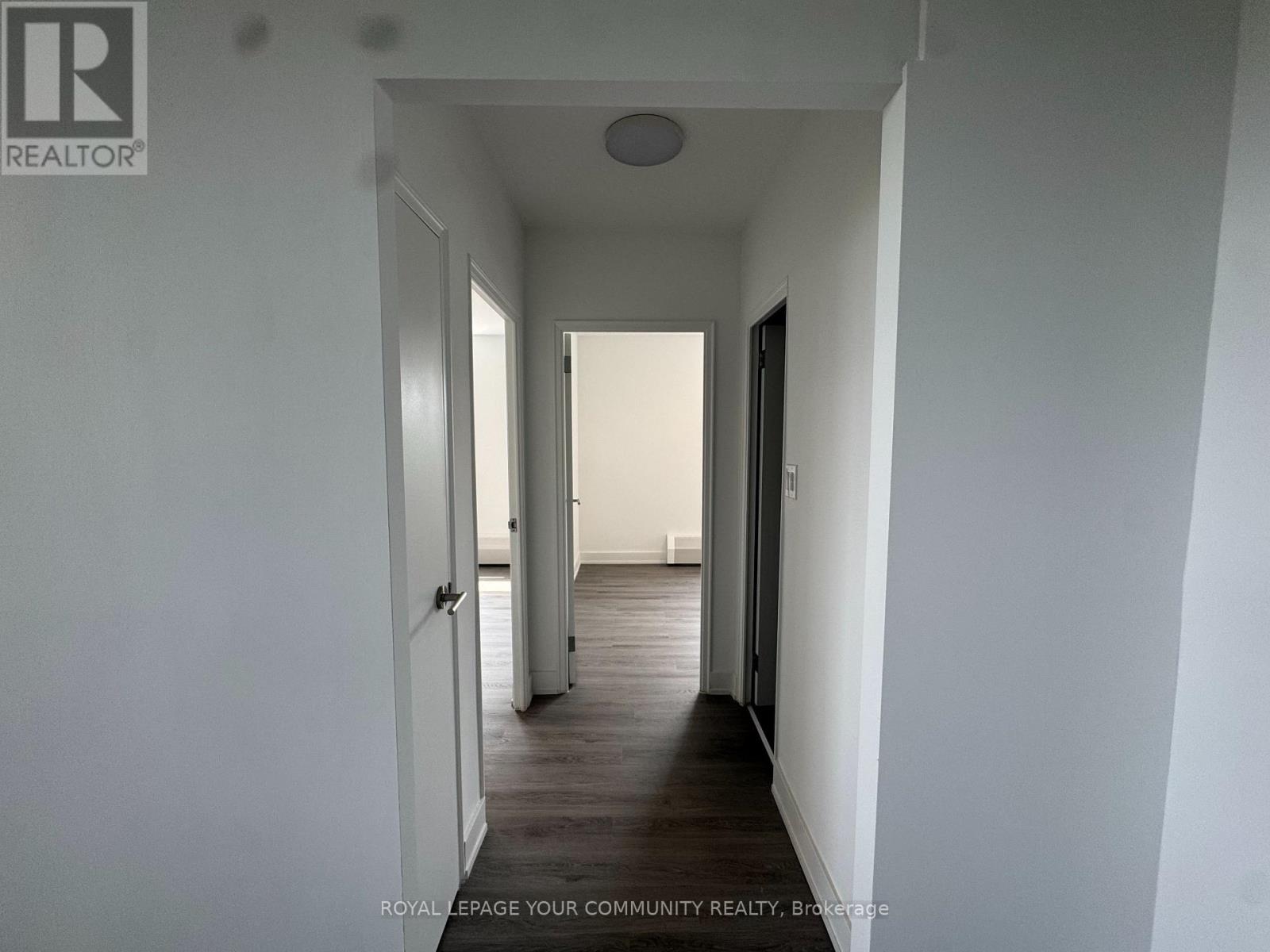 Photo 3 of 0521 135 Tyndall Avenue, Toronto ON