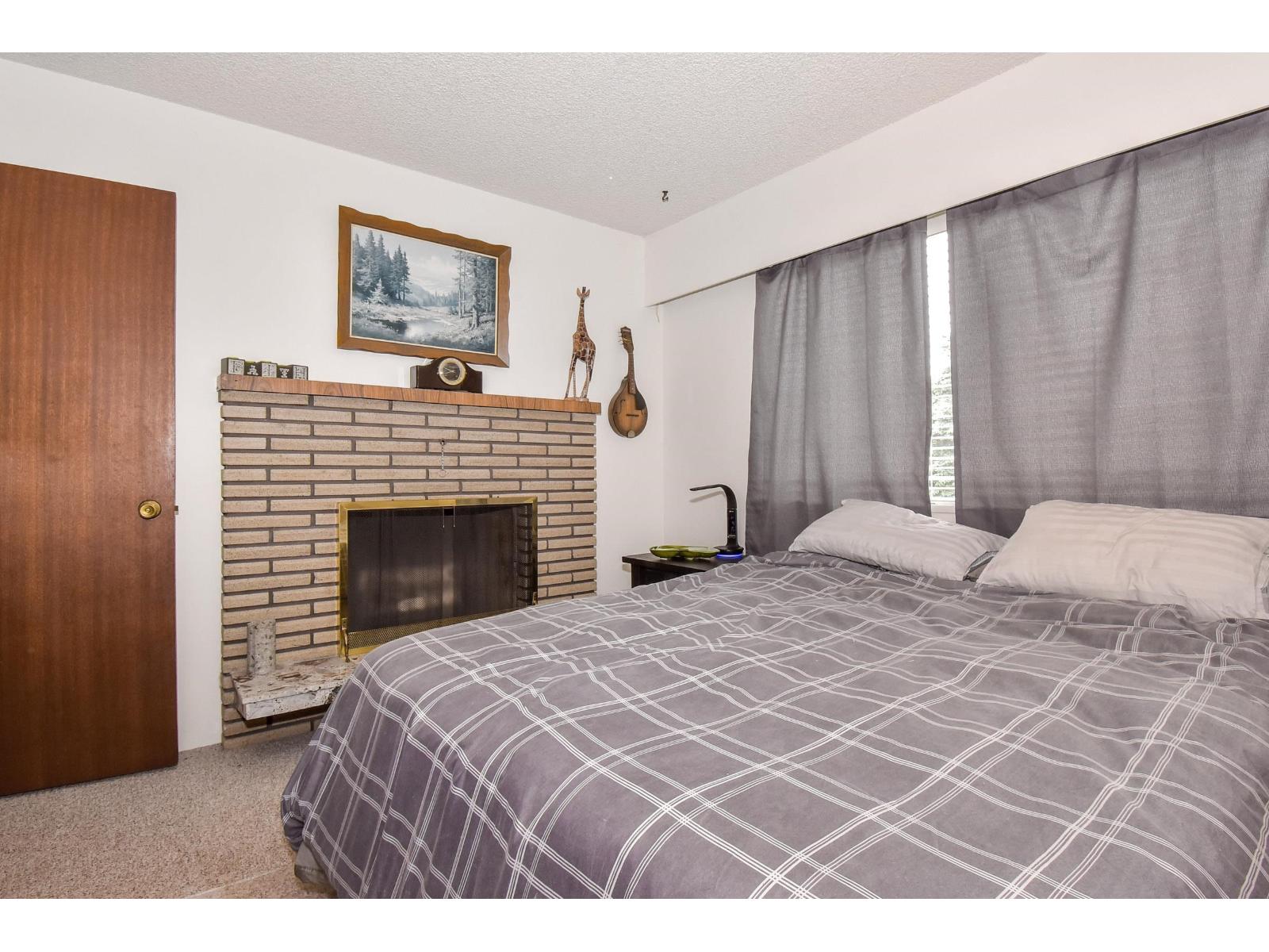 Photo 10 of 1236 Lee Street, White Rock BC