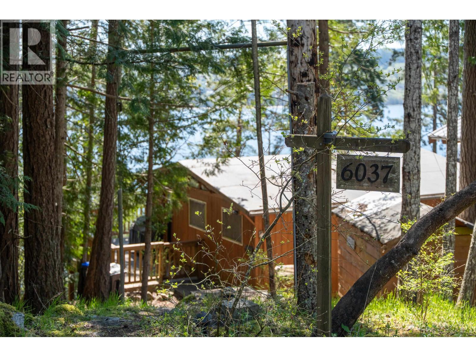 6037 SANDY HOOK ROAD, Sechelt