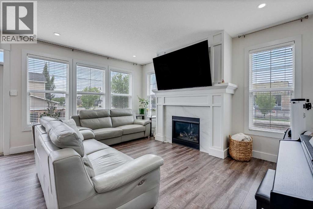 Photo 13 of 4 Legacy Court Se, Calgary AB