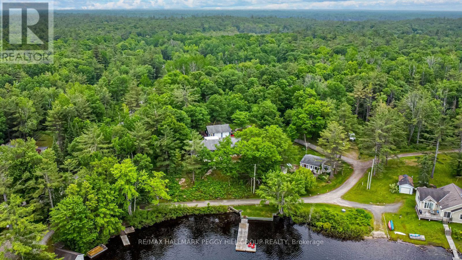 Photo 2 of 1008 Cove Road, Gravenhurst ON