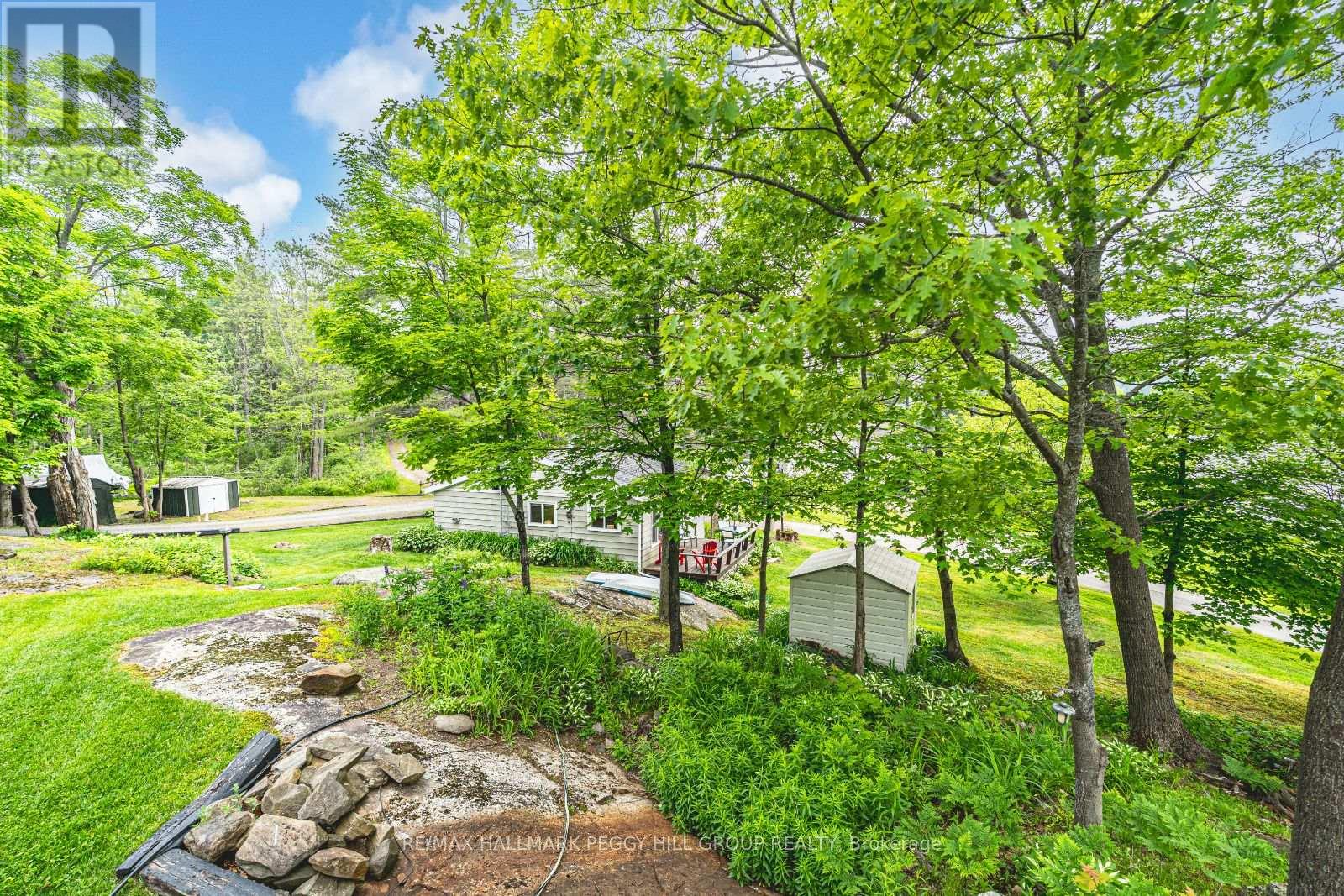 Photo 22 of 1008 Cove Road, Gravenhurst ON