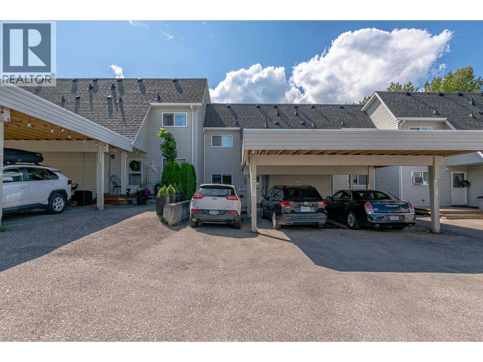 Photo 14 of 563 24 Street Ne, Salmon Arm BC