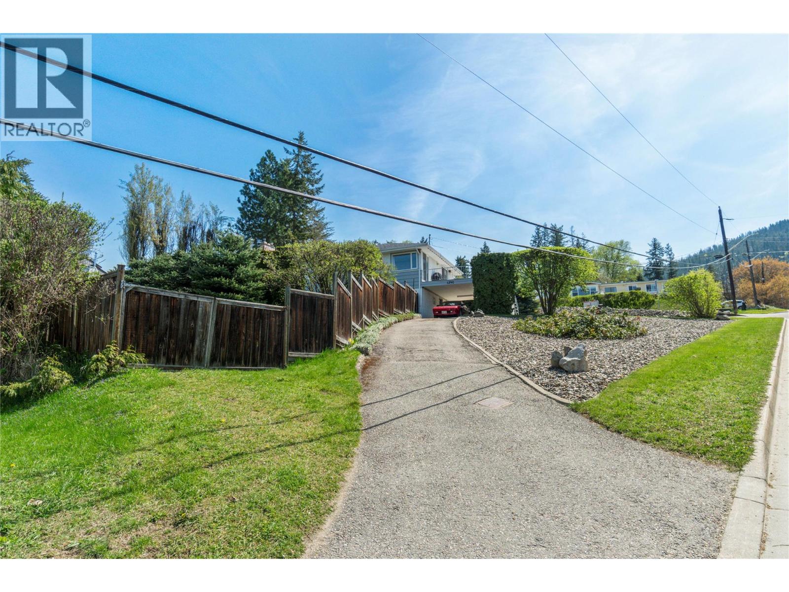 1290 15 Street SE, Salmon Arm