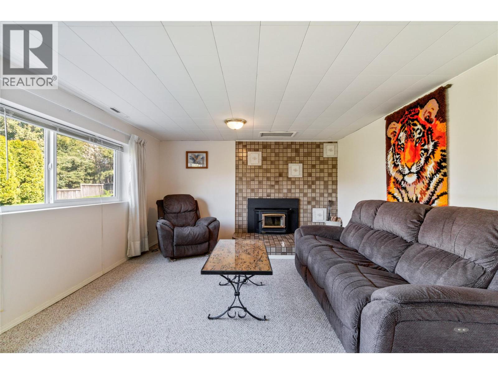 1290 15 Street SE, Salmon Arm