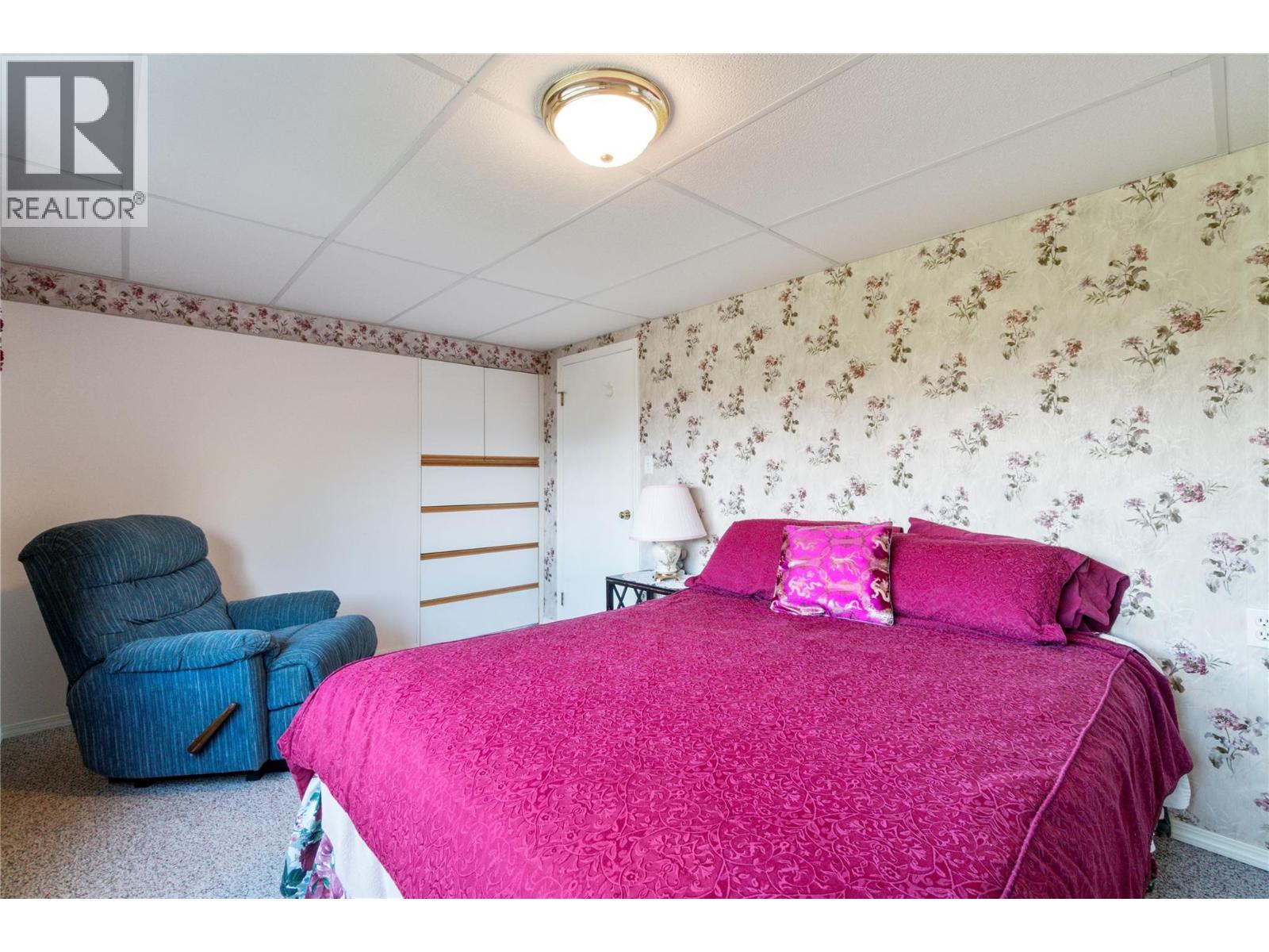 1290 15 Street SE, Salmon Arm