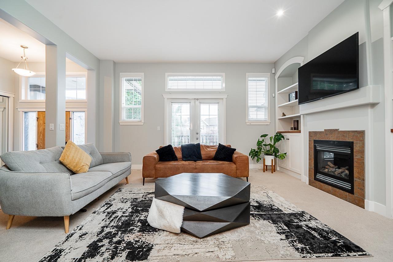 Photo 11 of 6075 165 A Street, Surrey BC