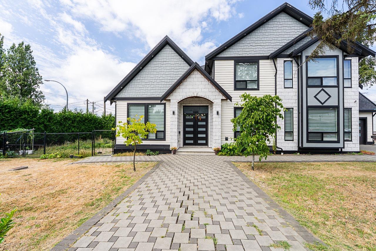 Photo 31 of 10805 141 Avenue, Surrey BC