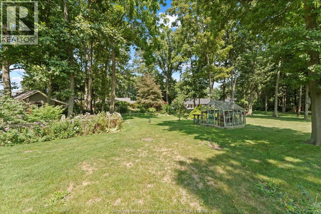 Photo 40 of 2471 Middle Side Road, Amherstburg ON