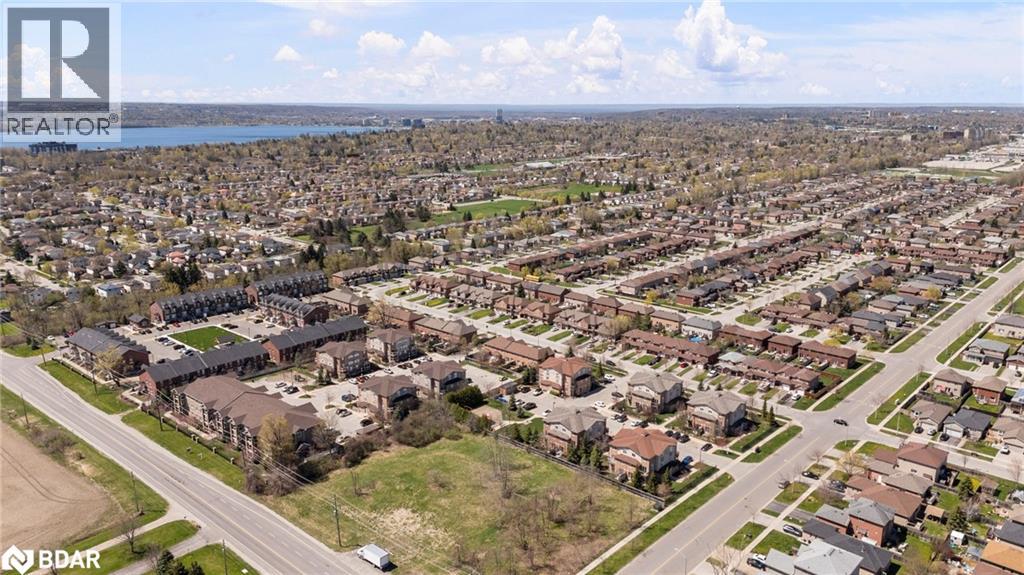 Photo 19 of 15 Cheltenham Road Unit 1, Barrie ON