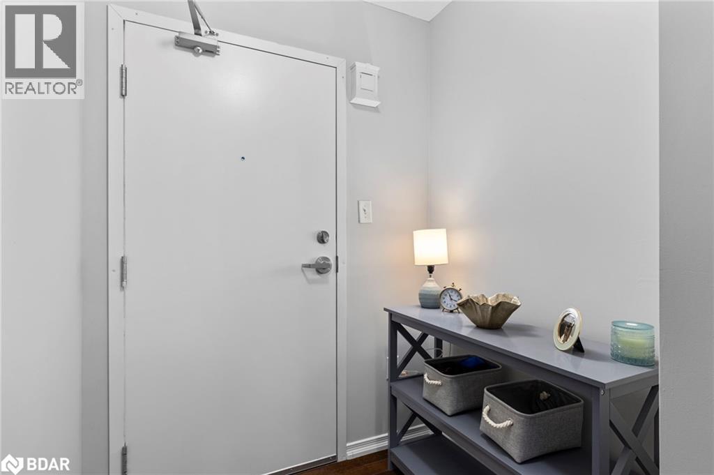 Photo 4 of 15 Cheltenham Road Unit 1, Barrie ON