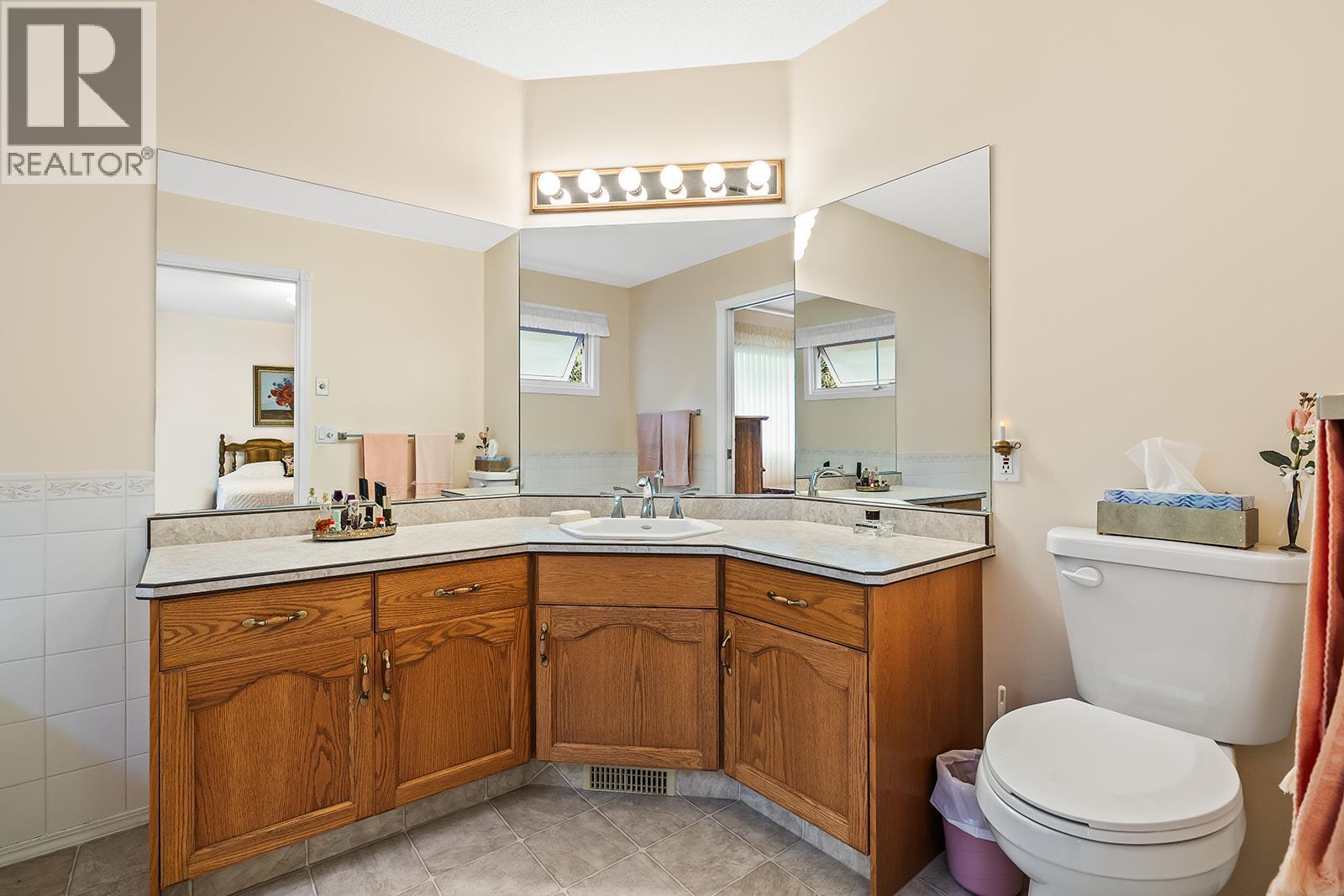 75 615 Glenmeadows Road, Kelowna