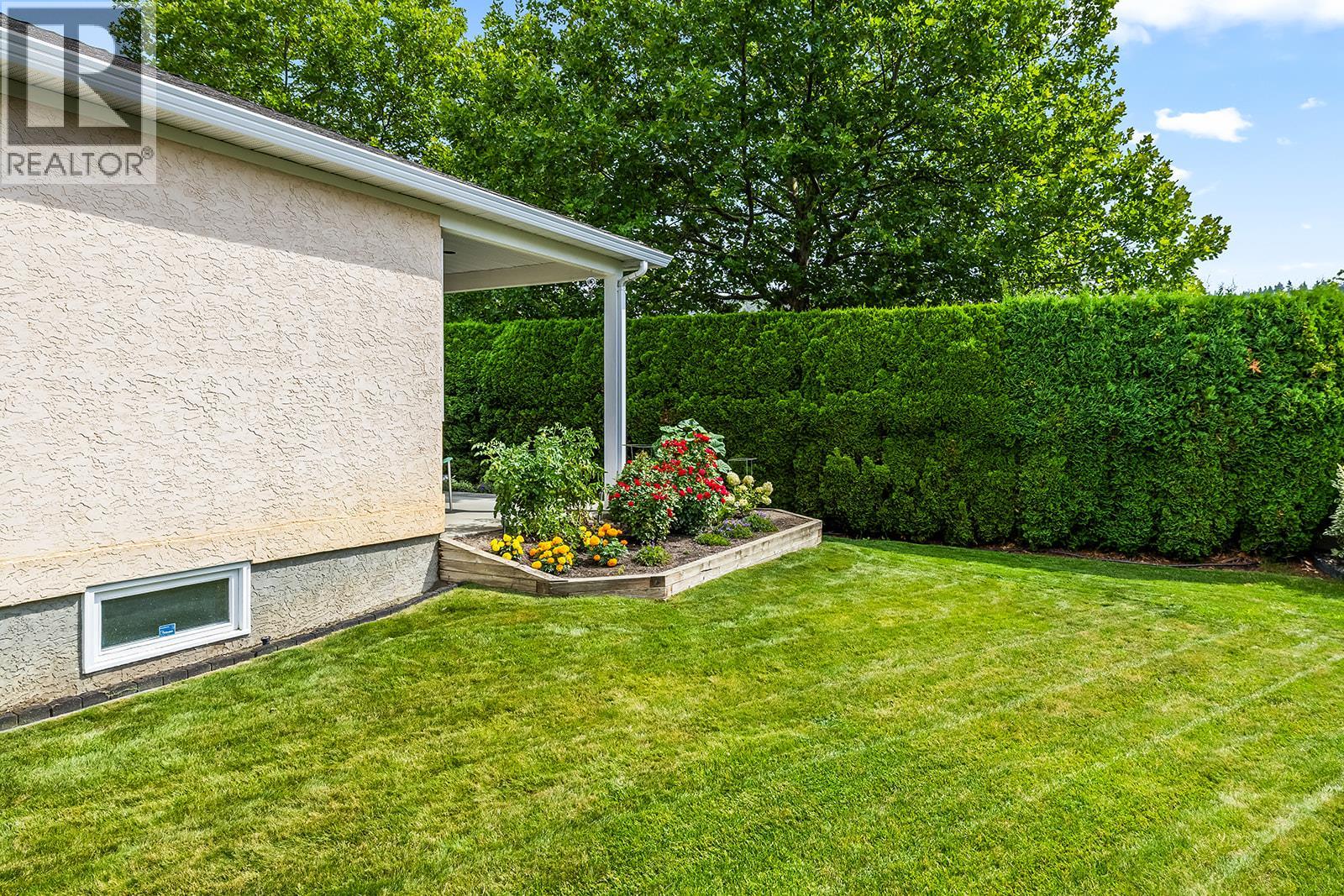 75 615 Glenmeadows Road, Kelowna