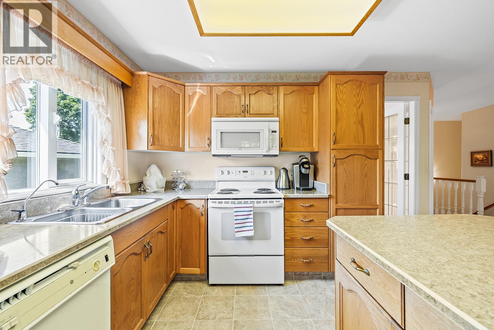 75 615 Glenmeadows Road, Kelowna
