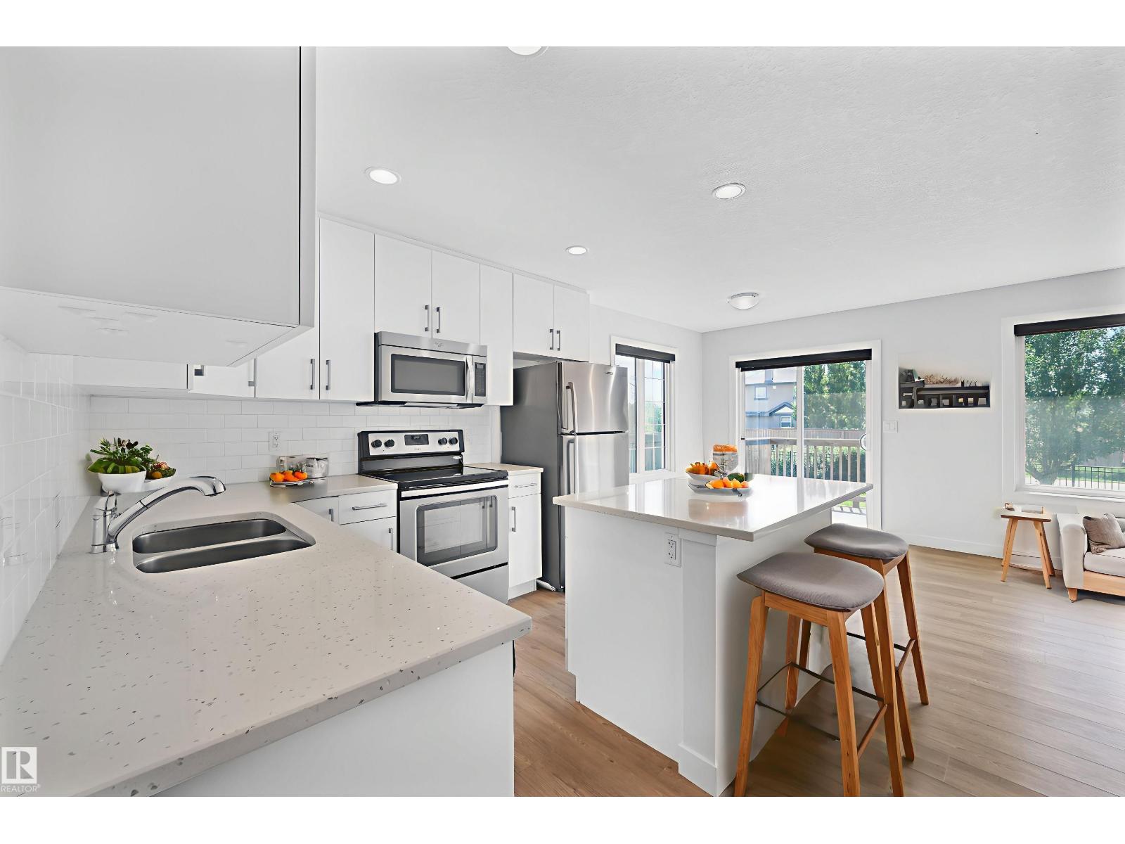 Photo 37 of 7080 South Terwillegar Dr Nw, Edmonton AB