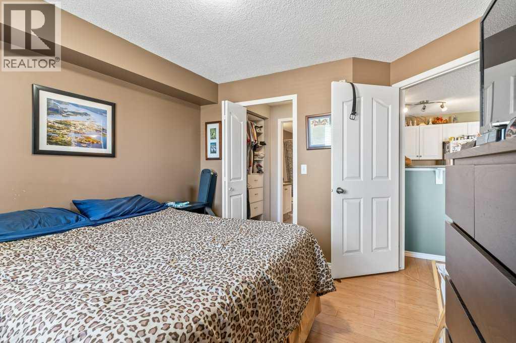 Single Family House for Sale in    Avenue SE McKenzie Towne Calgary 