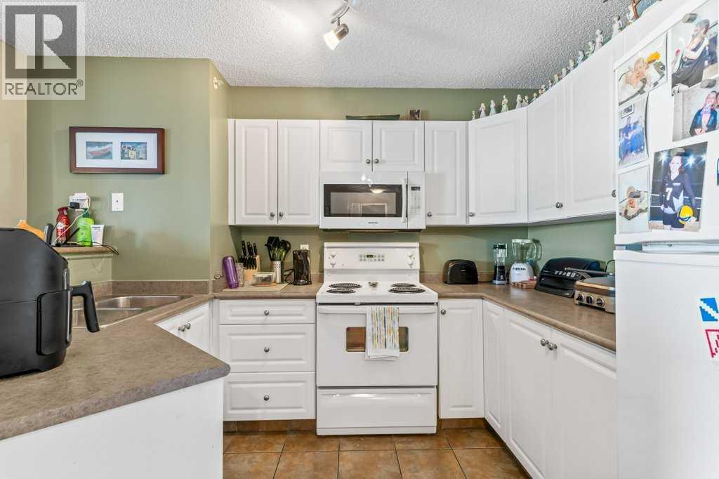 Single Family House for Sale in    Avenue SE McKenzie Towne Calgary 
