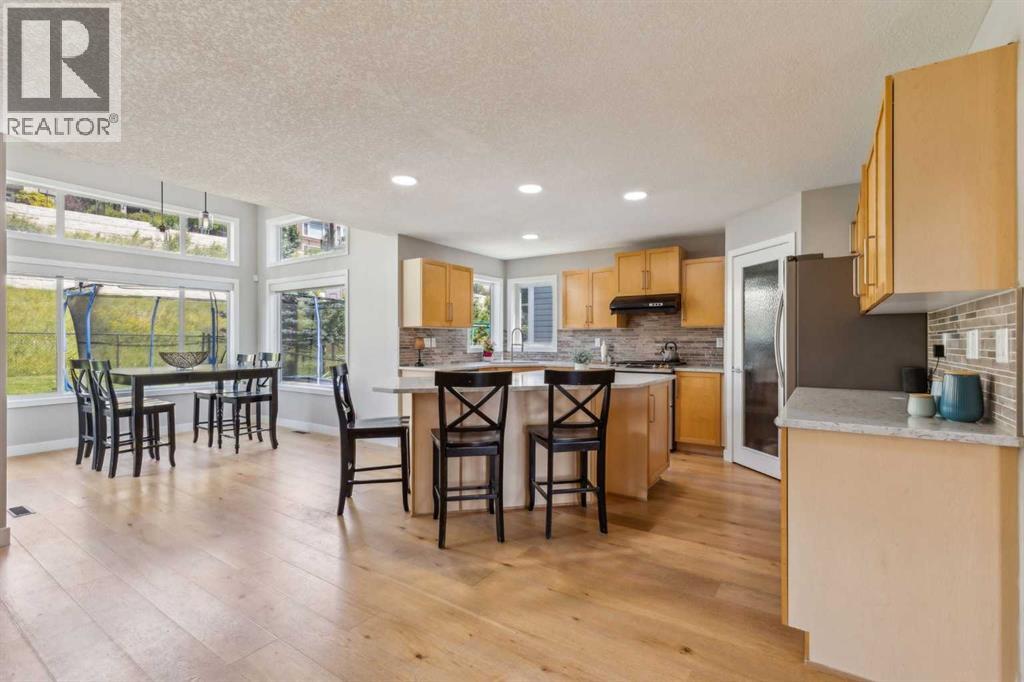 Single Family House for Sale in  Springbank Way SW Springbank Hill Calgary 