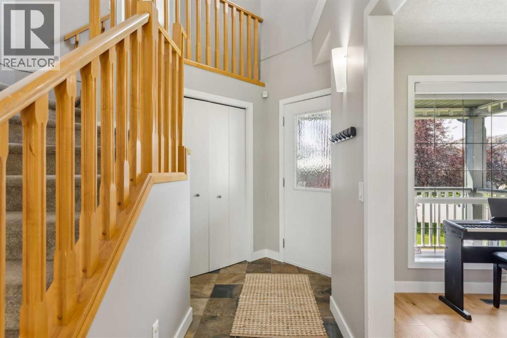 Single Family House for Sale in  Springbank Way SW Springbank Hill Calgary 