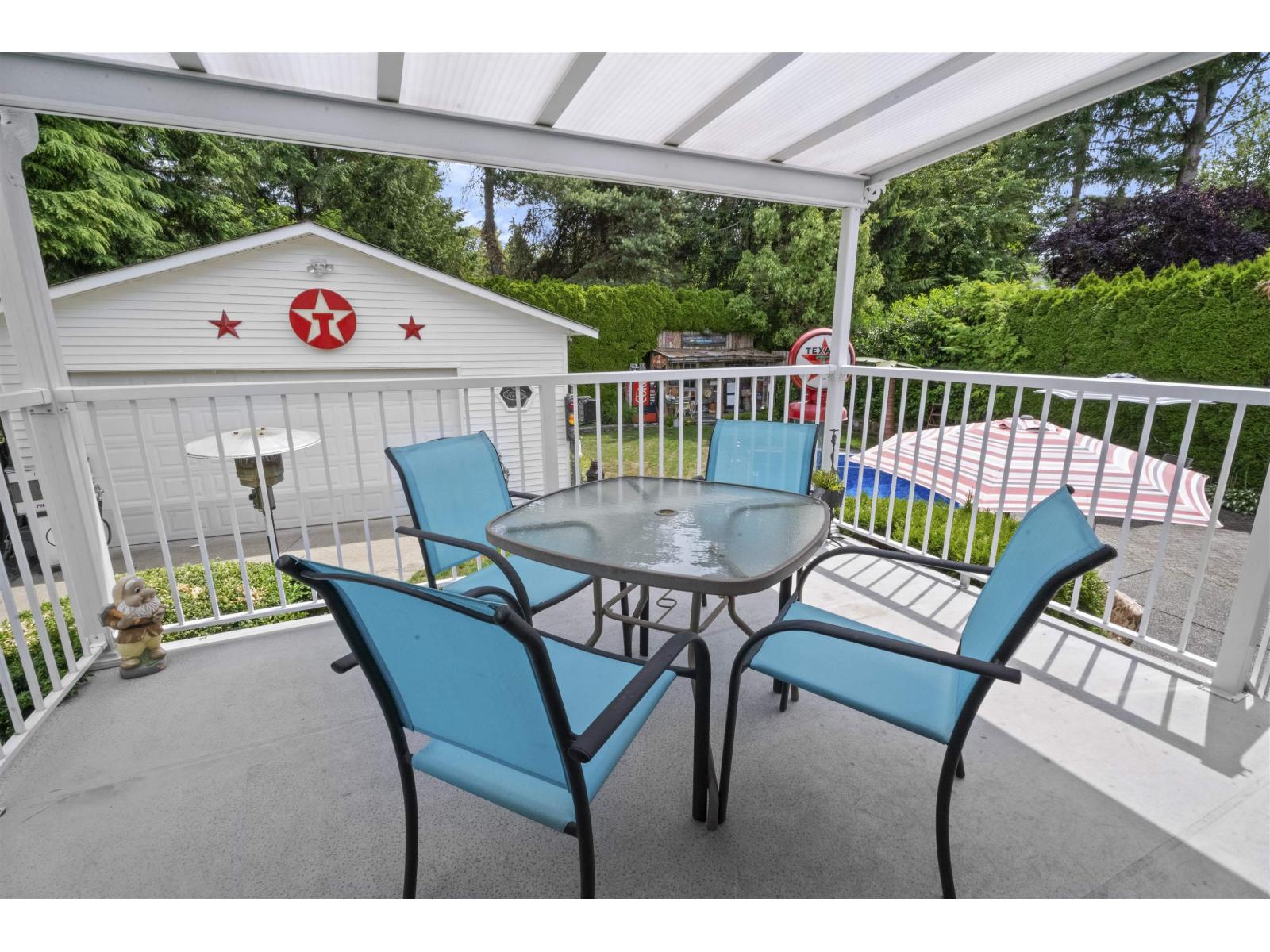 Photo 8 of 4680 202 Street, Langley BC