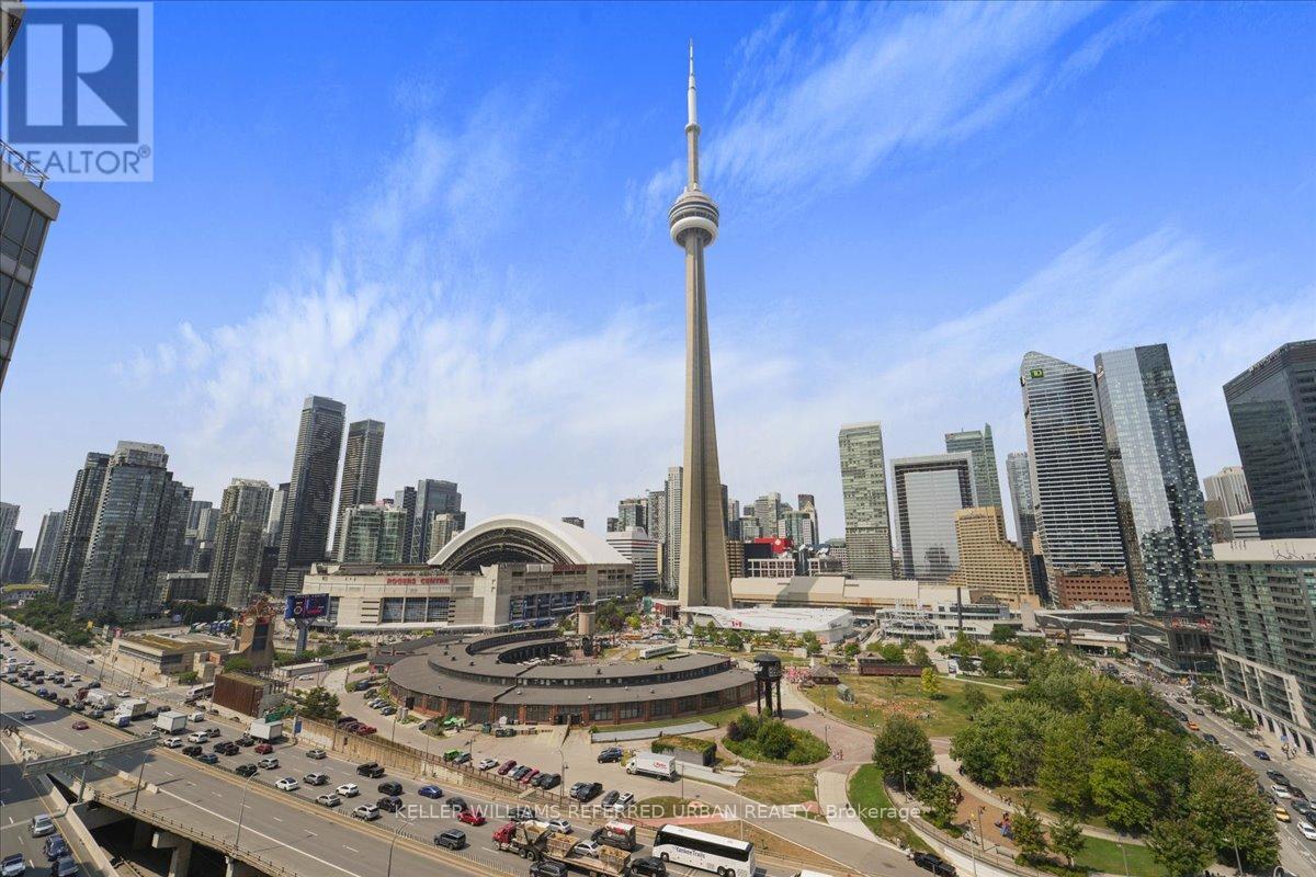 Photo 11 of 2011 228 Queens Quay W, Toronto ON