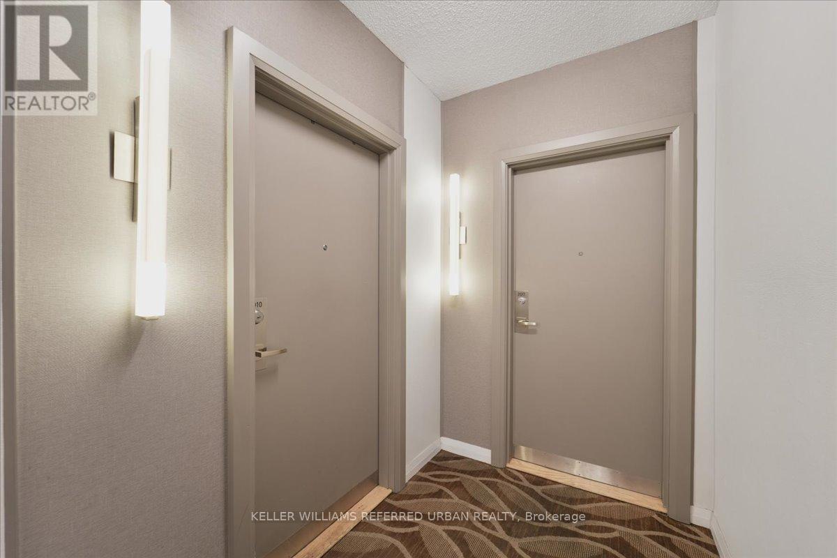 Photo 24 of 2011 228 Queens Quay W, Toronto ON