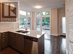 Photo 15 of 21 15 Eldora Avenue, Toronto ON