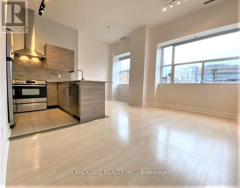 Photo 19 of 212 700 King Street W, Toronto ON