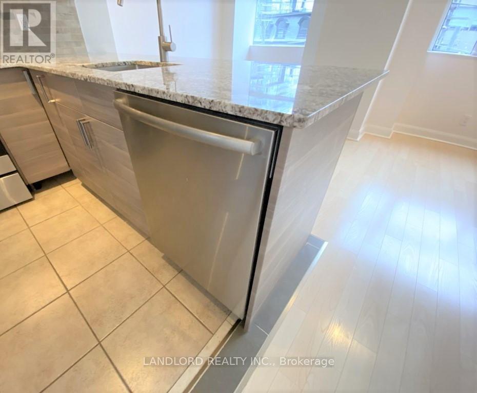 Photo 17 of 212 700 King Street W, Toronto ON