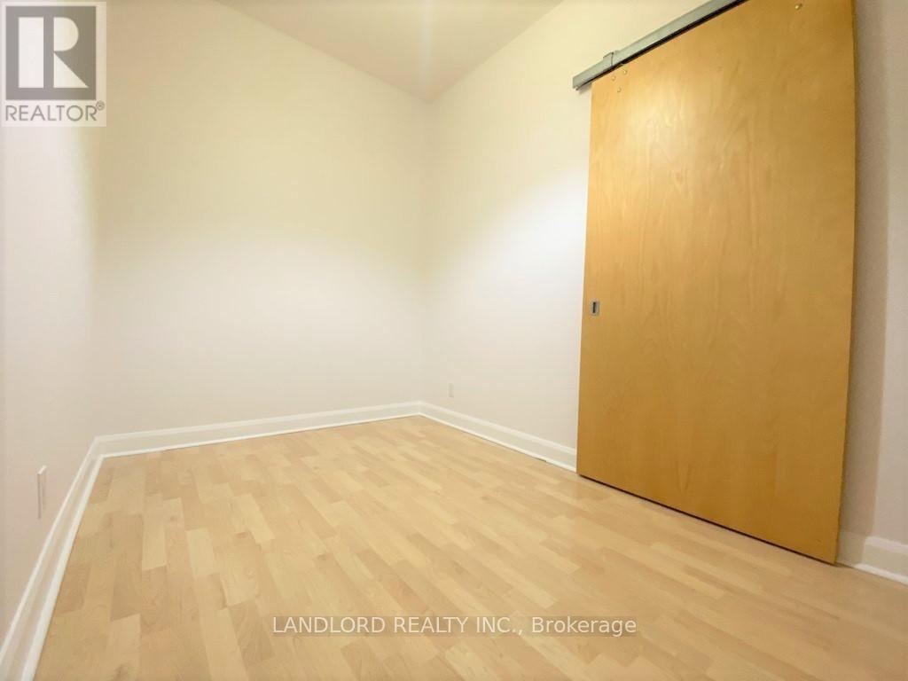 Photo 4 of 212 700 King Street W, Toronto ON