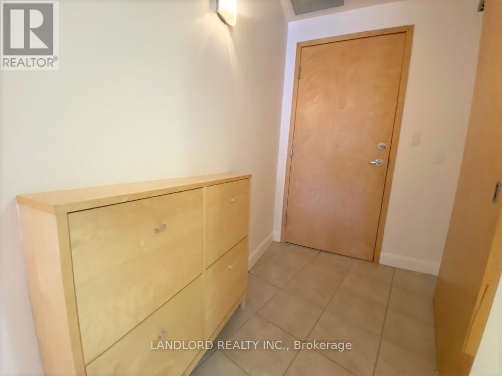 Photo 25 of 212 700 King Street W, Toronto ON