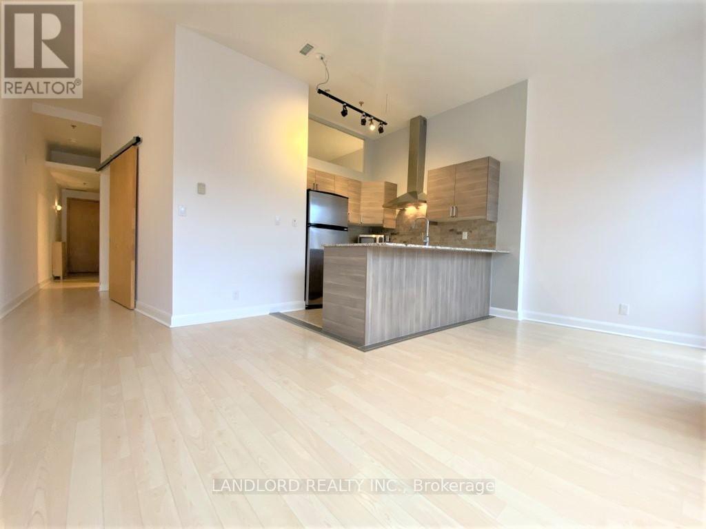 Photo 30 of 212 700 King Street W, Toronto ON