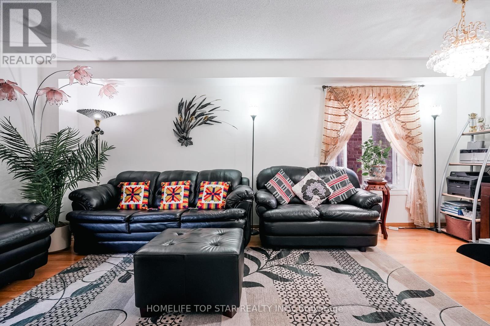 Photo 29 of 159 Heale Avenue, Toronto ON