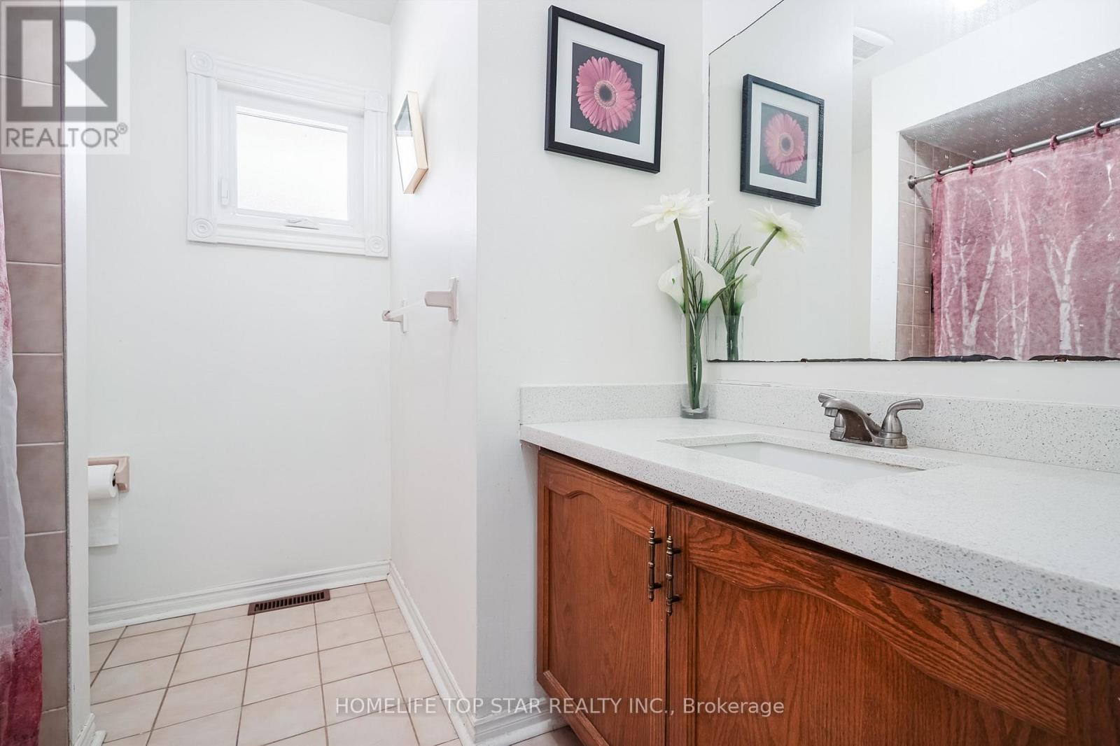 Photo 25 of 159 Heale Avenue, Toronto ON