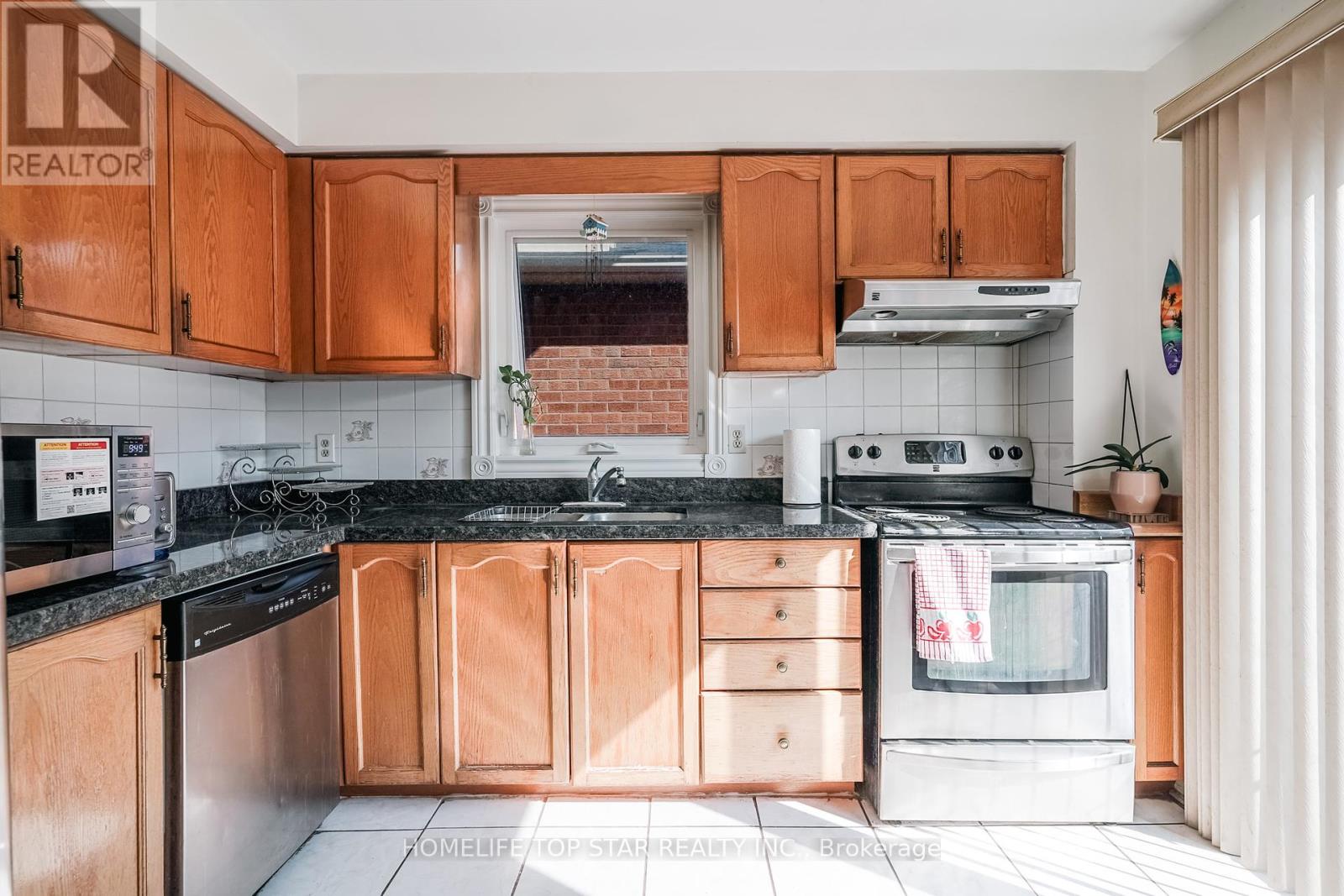 Photo 47 of 159 Heale Avenue, Toronto ON