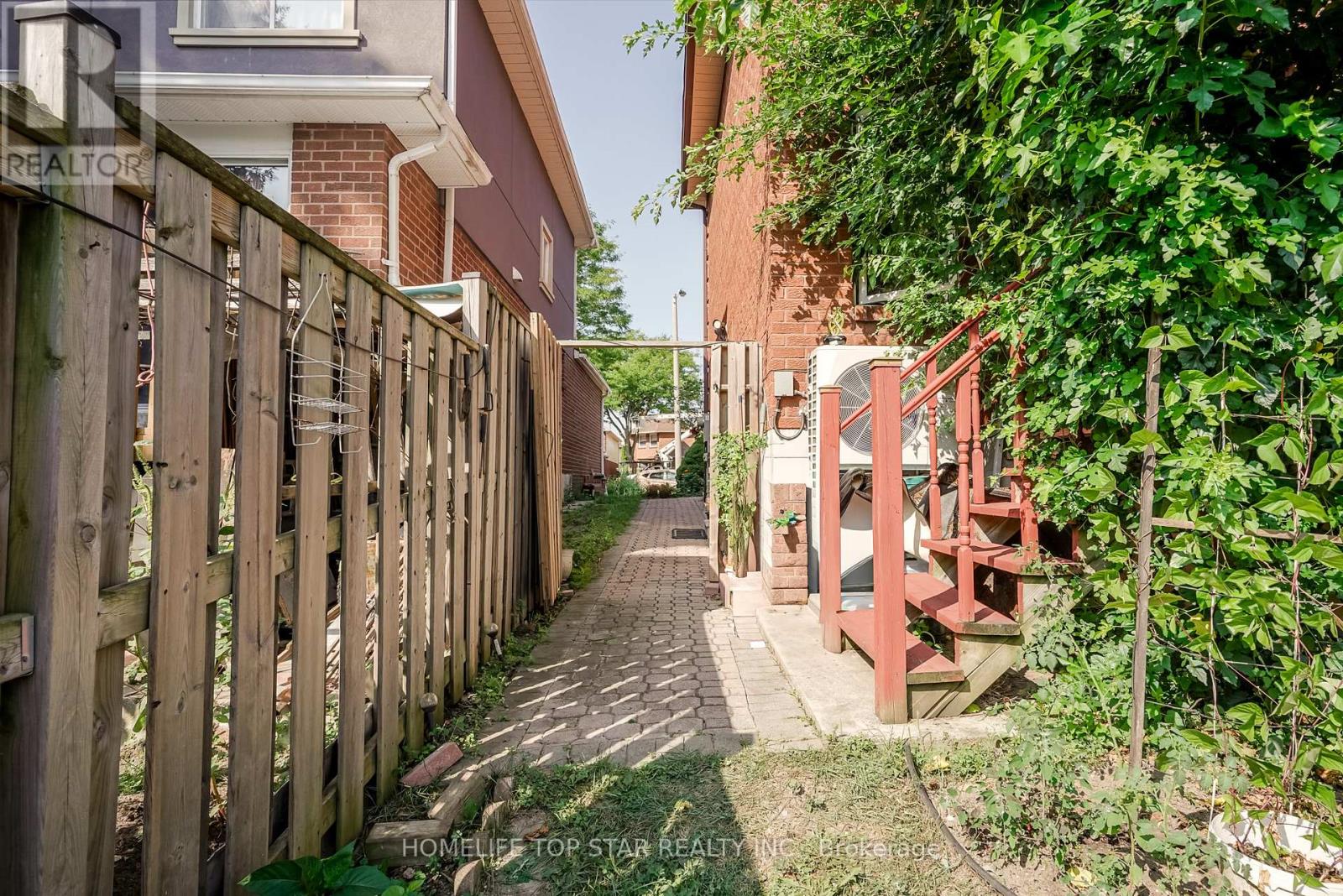 Photo 14 of 159 Heale Avenue, Toronto ON
