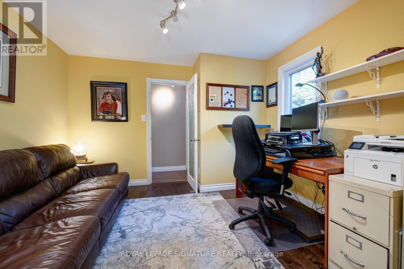 Photo 13 of 1405 Rougemount Drive, Pickering ON
