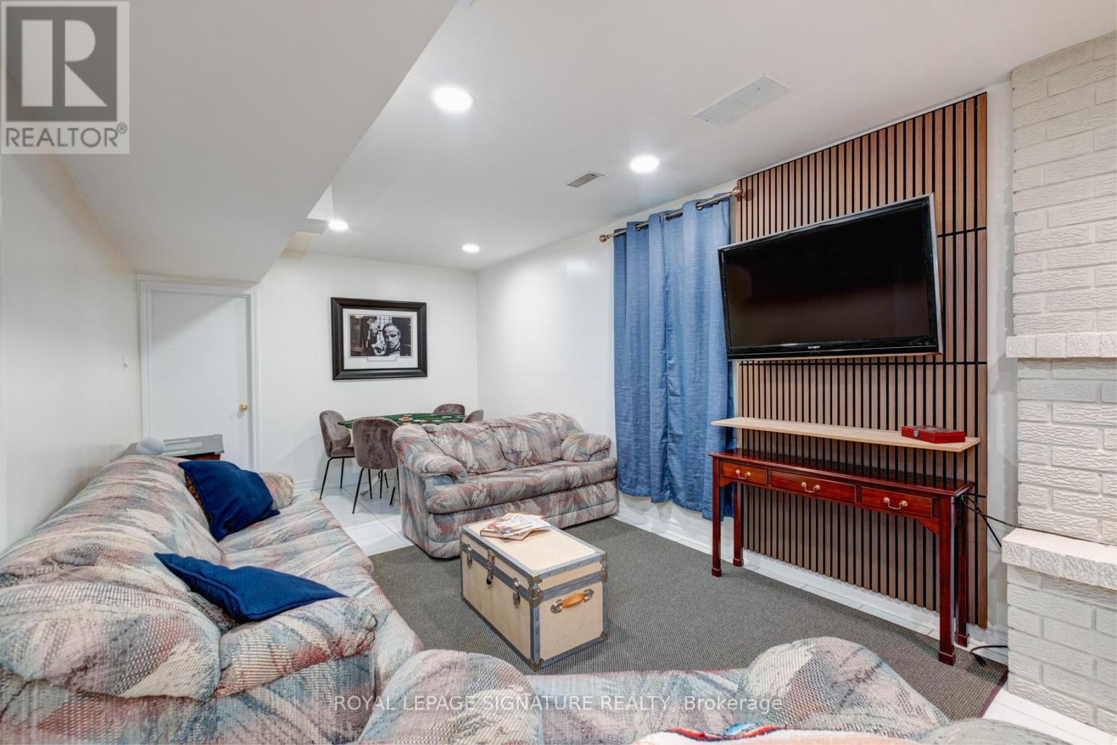 Photo 28 of 1405 Rougemount Drive, Pickering ON