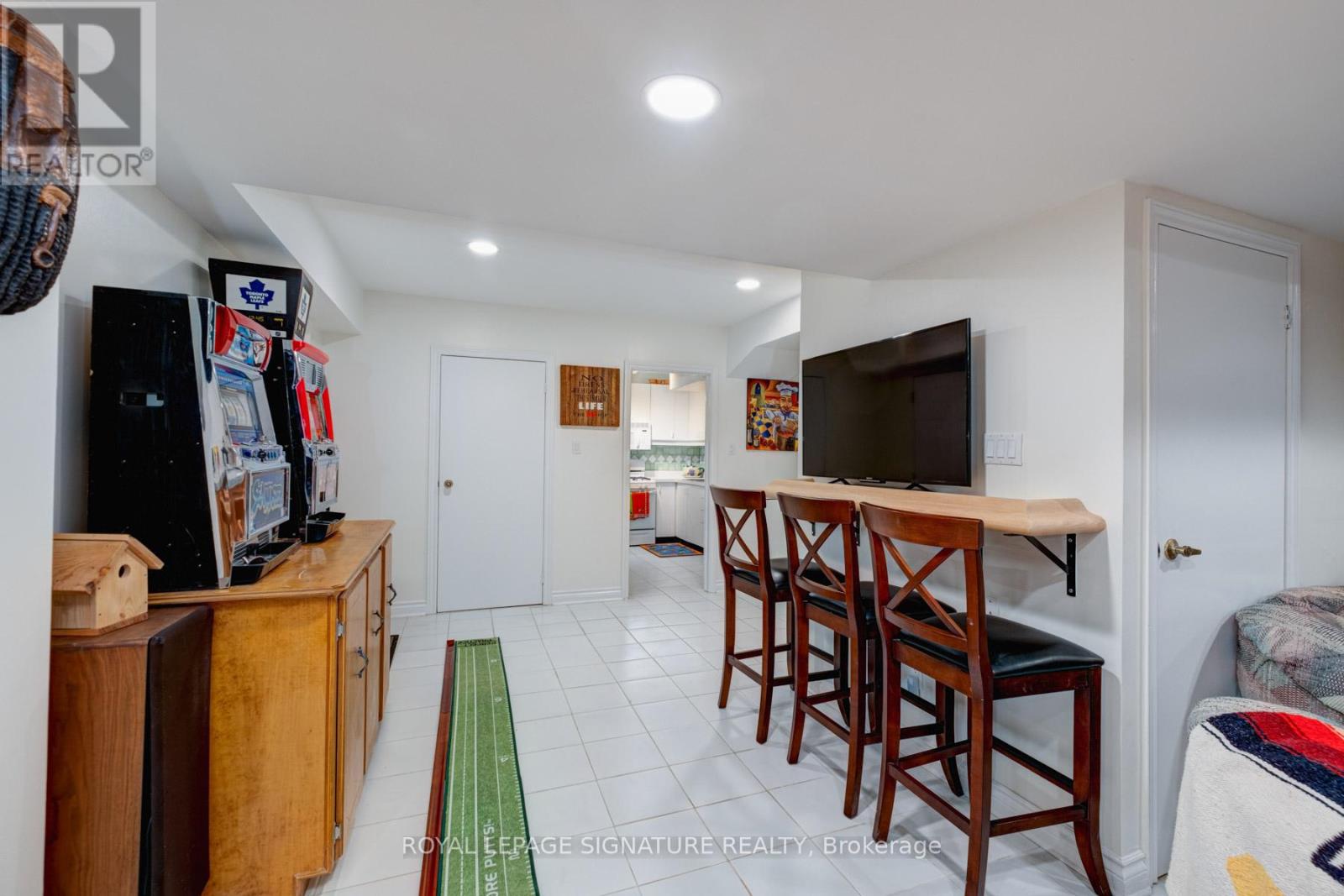 Photo 32 of 1405 Rougemount Drive, Pickering ON