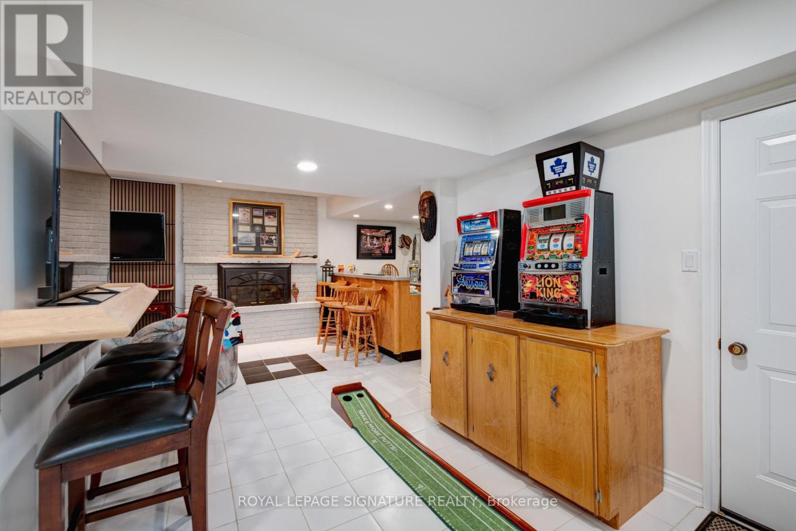 Photo 33 of 1405 Rougemount Drive, Pickering ON