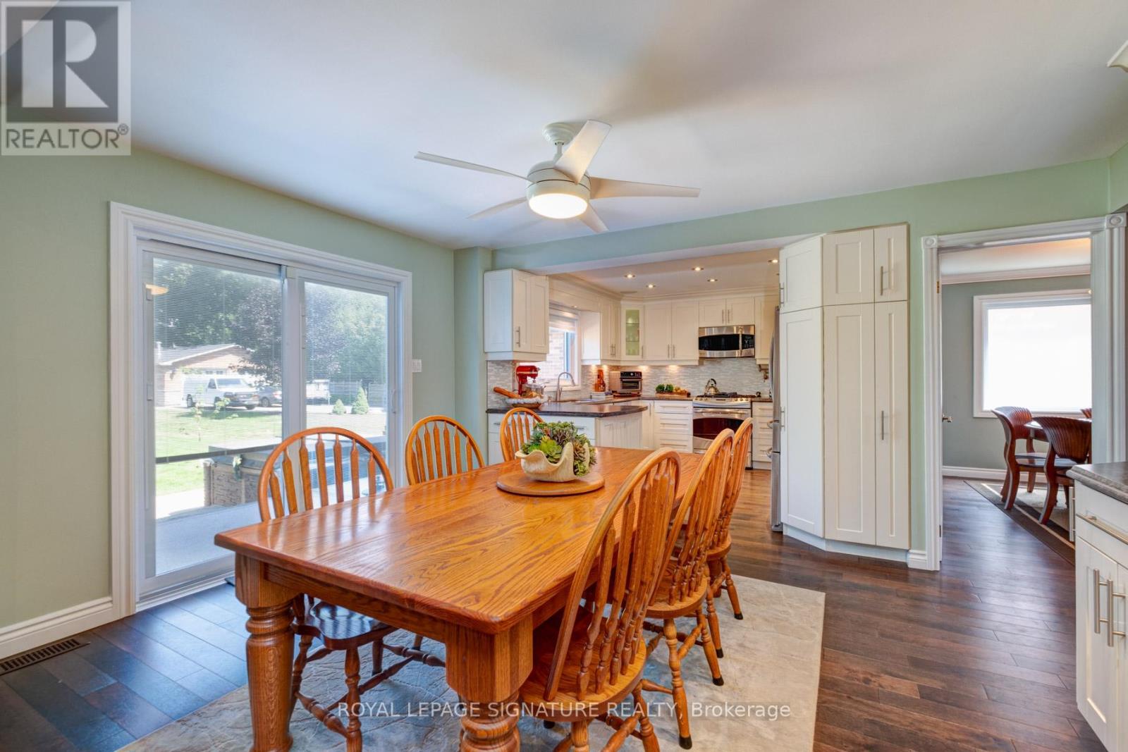 Photo 8 of 1405 Rougemount Drive, Pickering ON