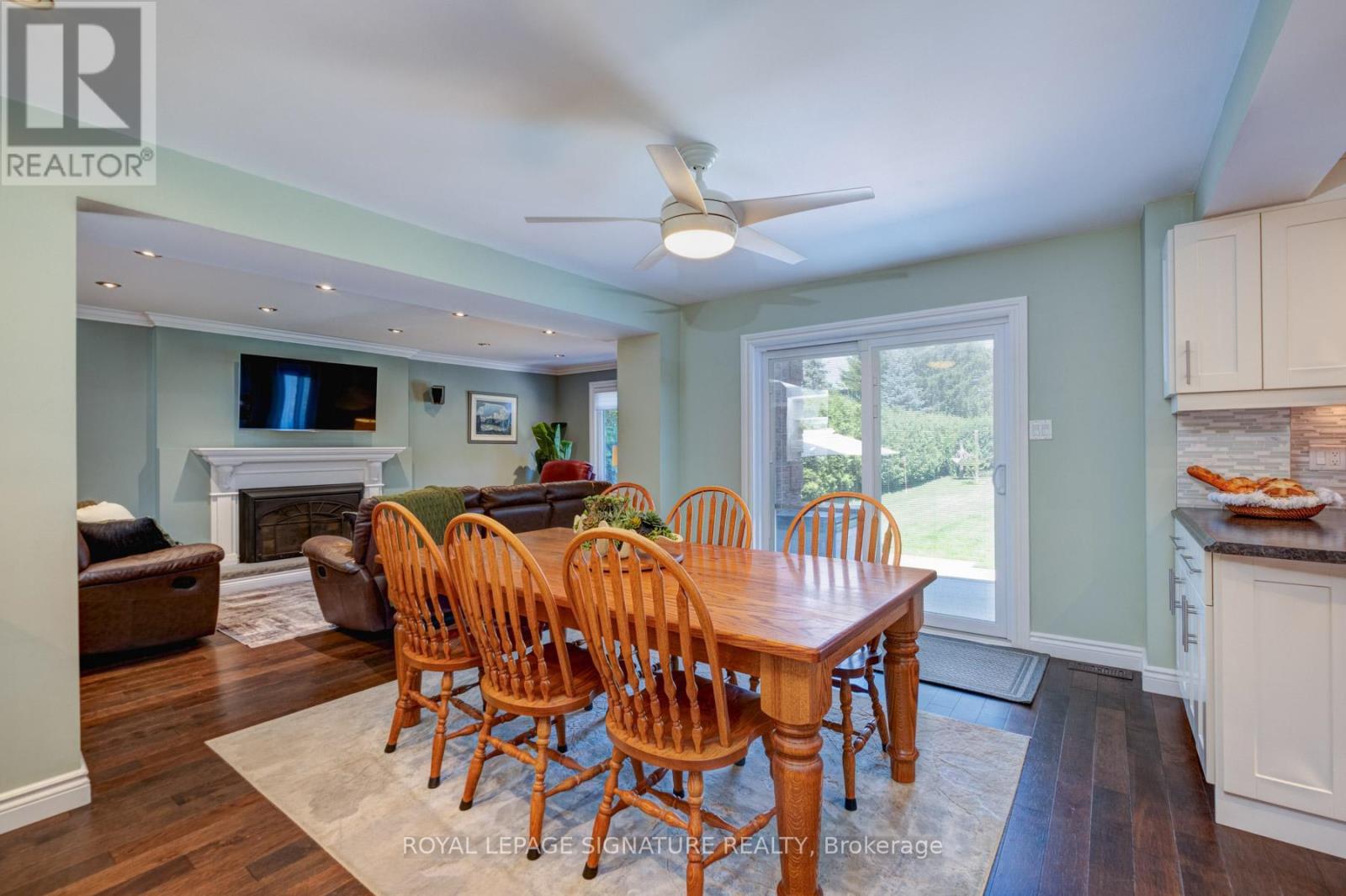 Photo 9 of 1405 Rougemount Drive, Pickering ON