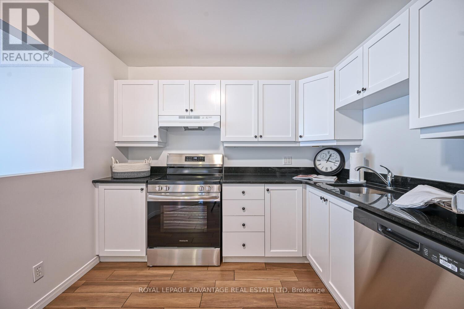 Photo 22 of 316 40 Pearl Street, Smiths Falls ON