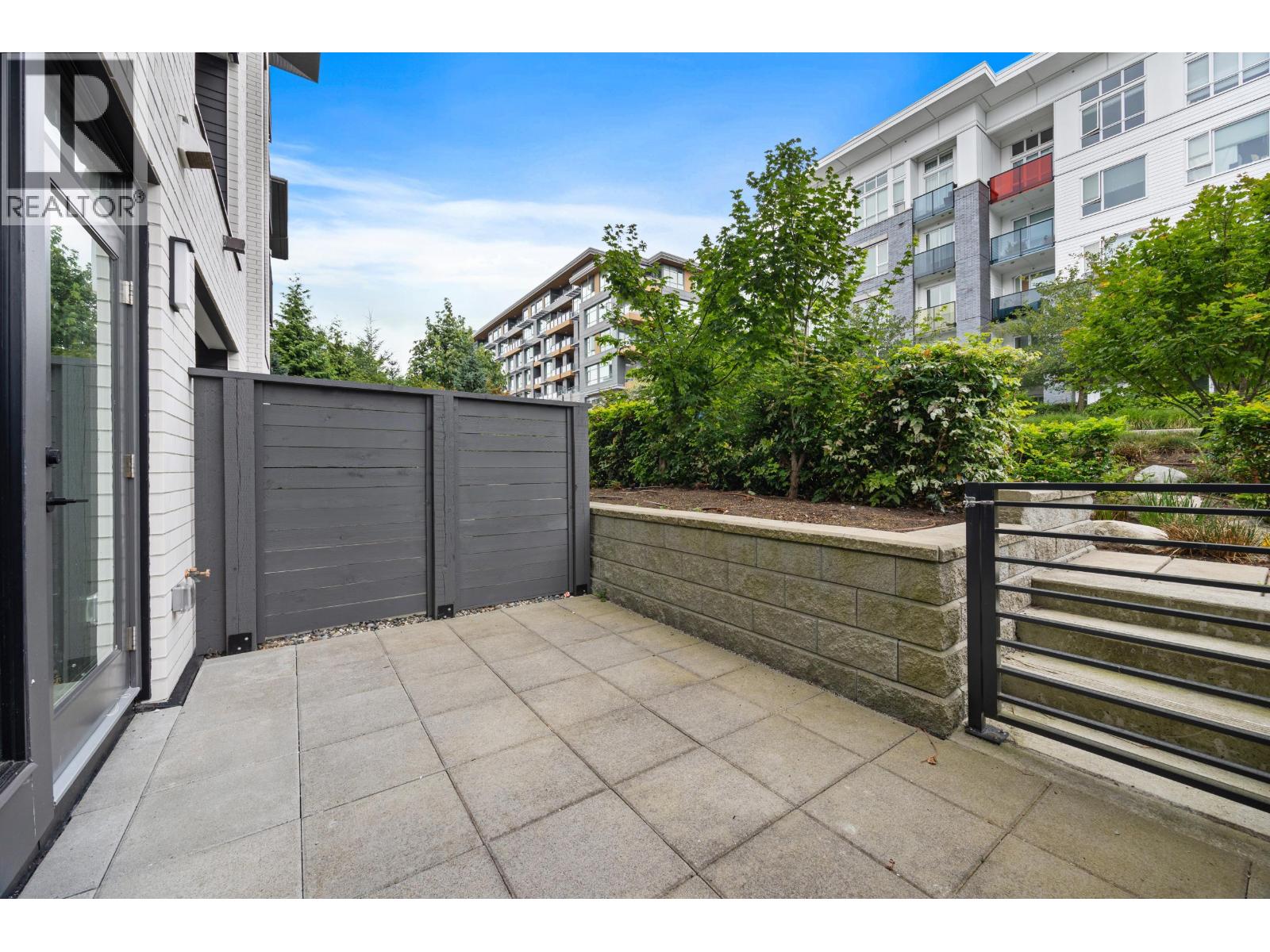 Photo 10 of 104 9228 Slopes Mews, Burnaby BC