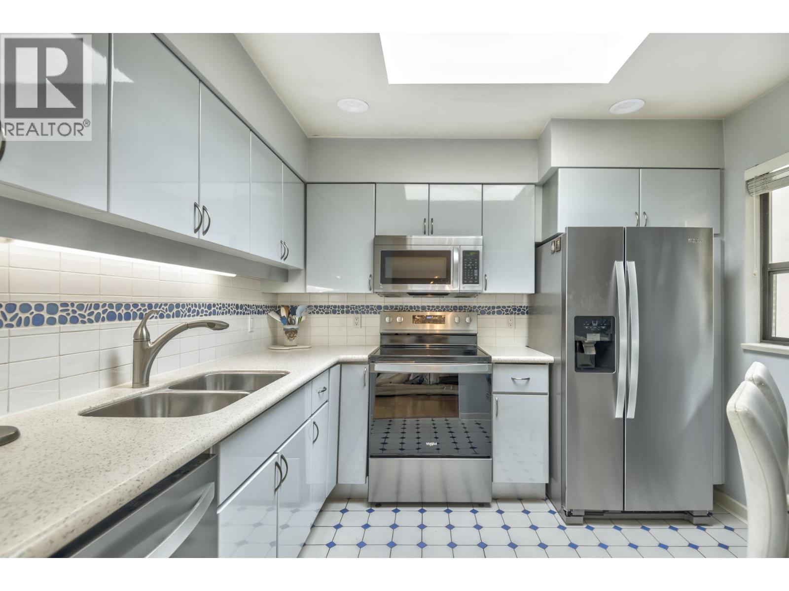 Photo 16 of G 1215 W 7th Avenue, Vancouver BC