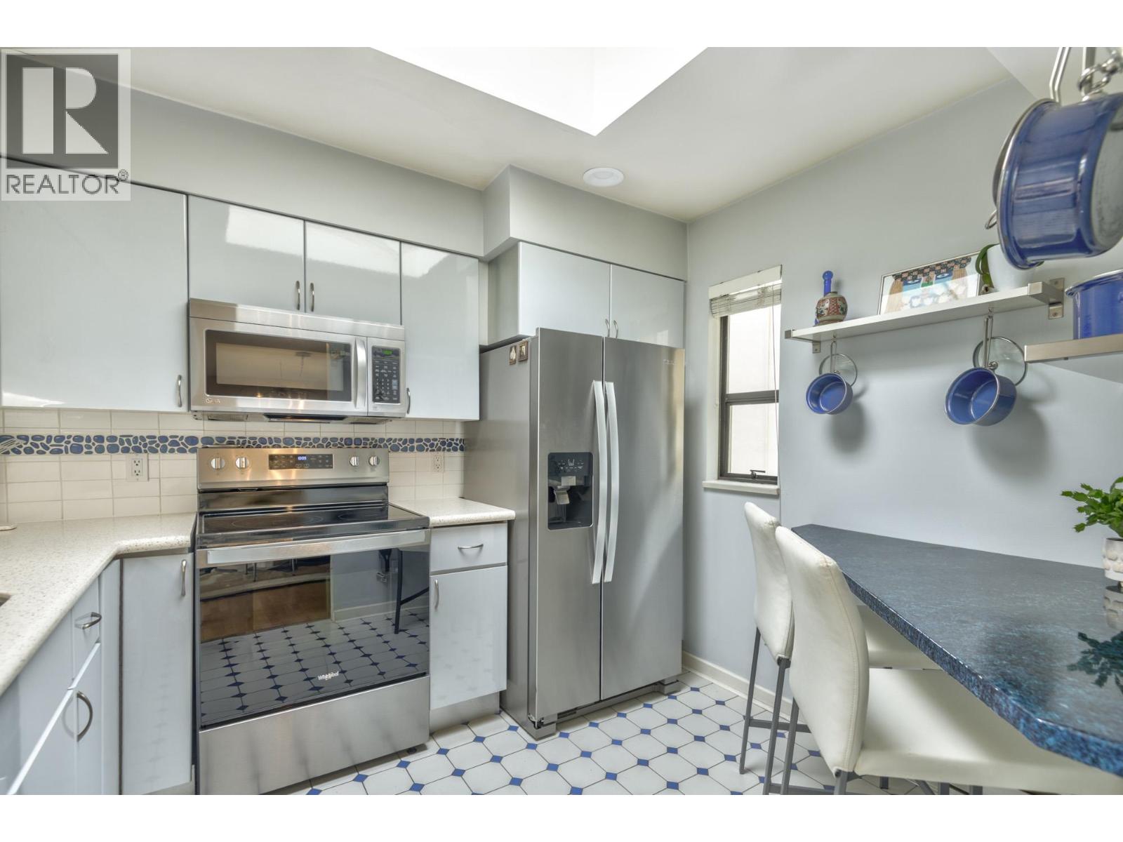 Photo 17 of G 1215 W 7th Avenue, Vancouver BC