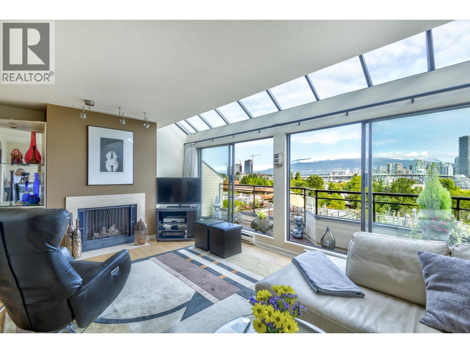Photo 7 of G 1215 W 7th Avenue, Vancouver BC
